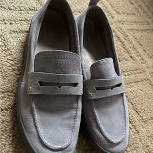 Vionic Gray Suede Women’s uptown Loafers
